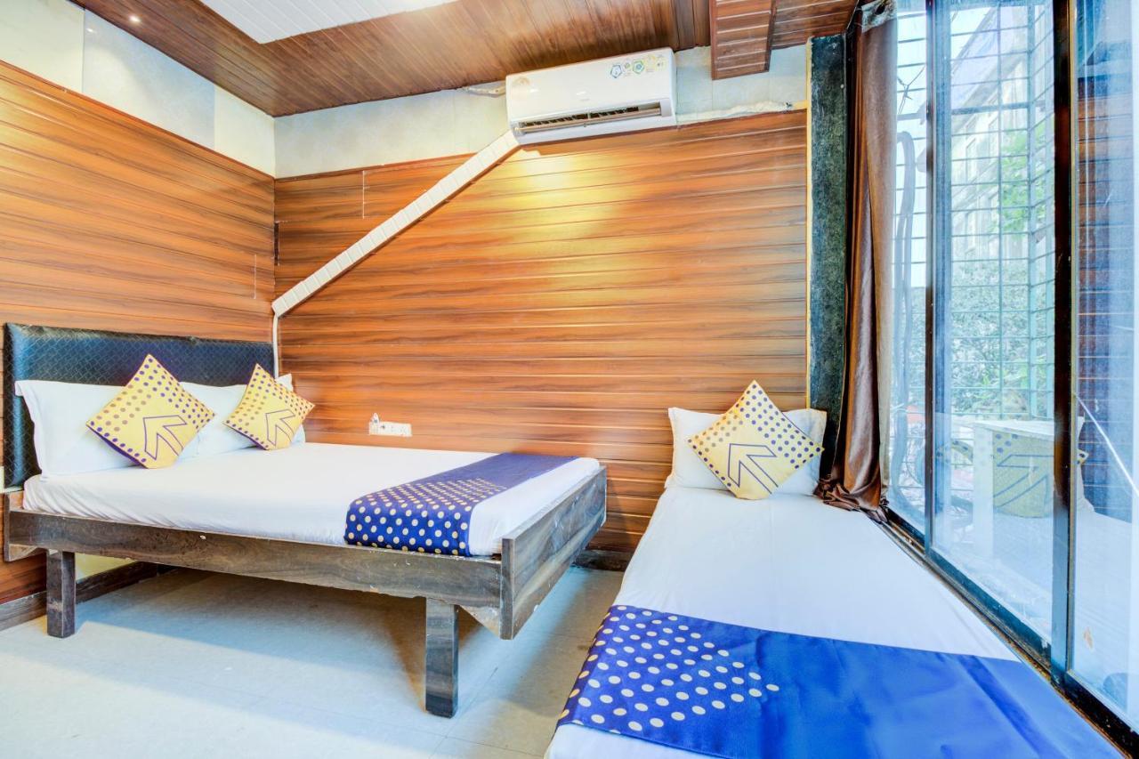 Oyo 70661 Hotel Al Makkah Managed By Hotel Paris ムンバイ エクステリア 写真